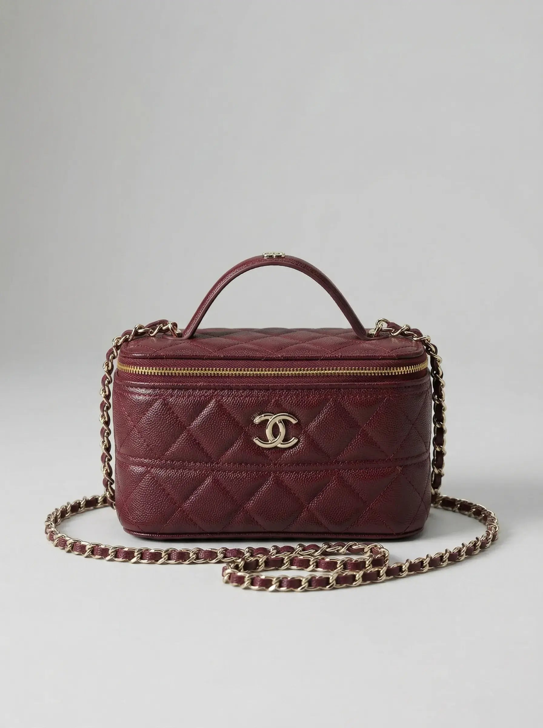 Vanity Chain Top Handle Bag – Burgundy