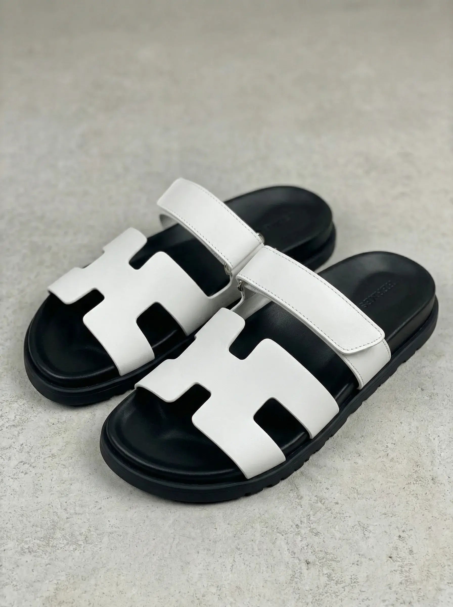 Chypre Sandal – Noir & Blanc