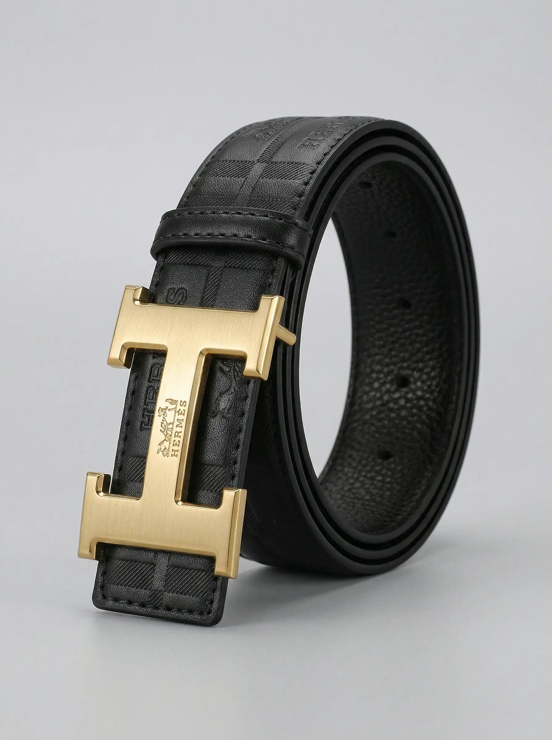 Monogram Buckle Belt – Black & Gold
