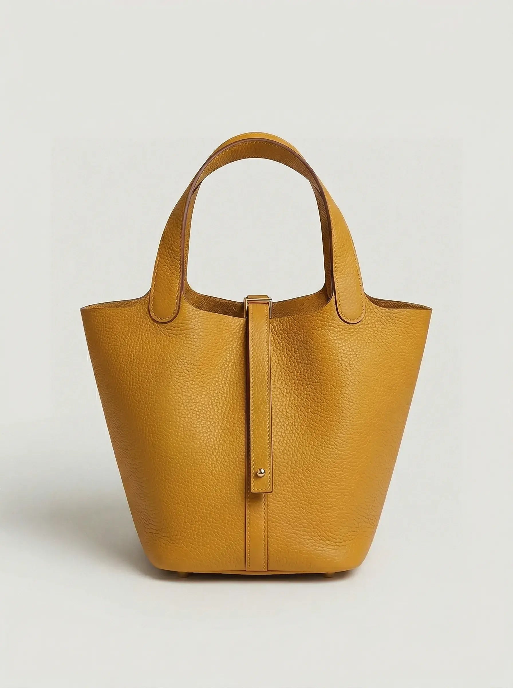 Picotin Lock Bucket Bag – Gold