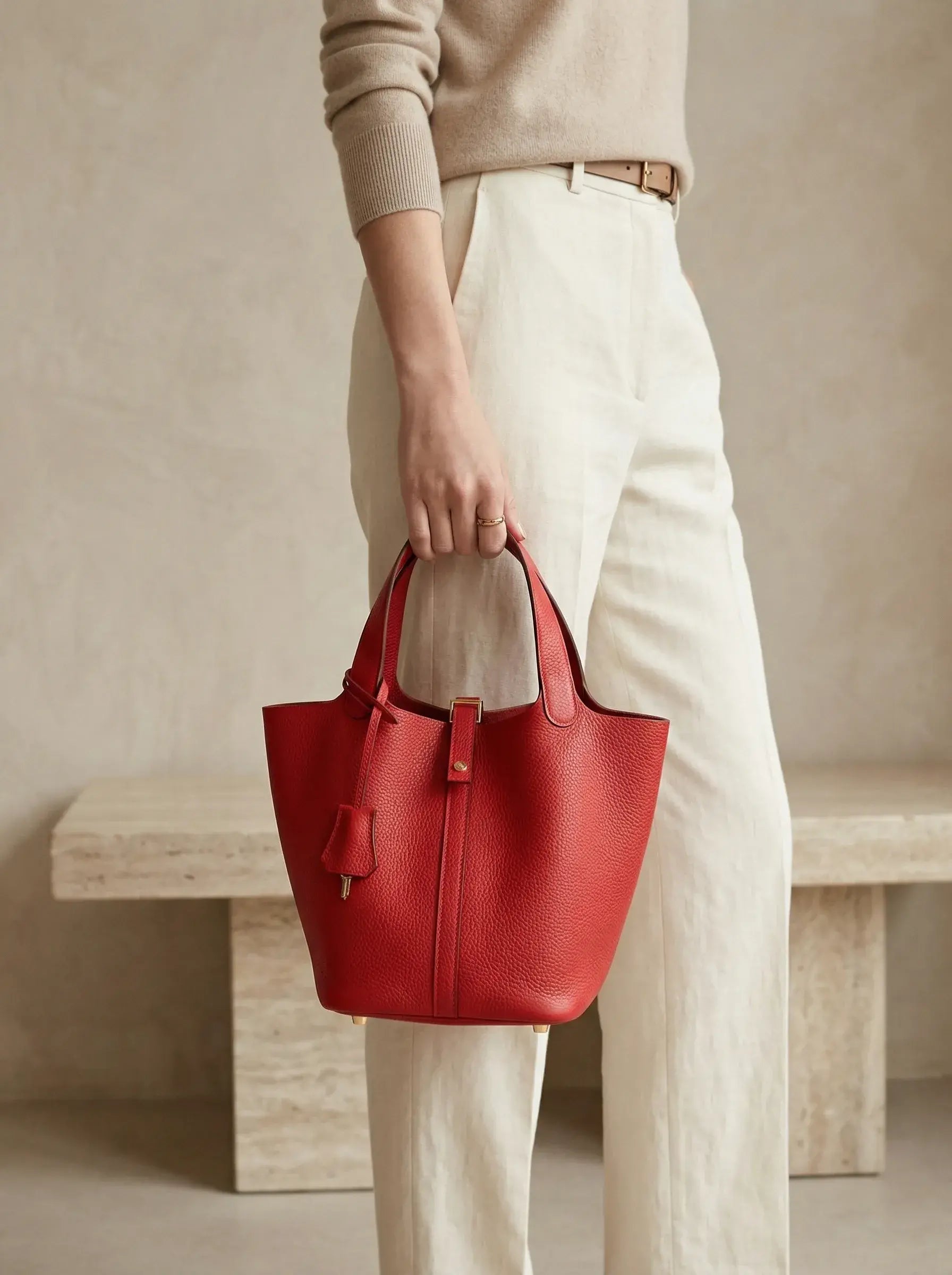 Picotin Lock Bucket Bag – Rouge