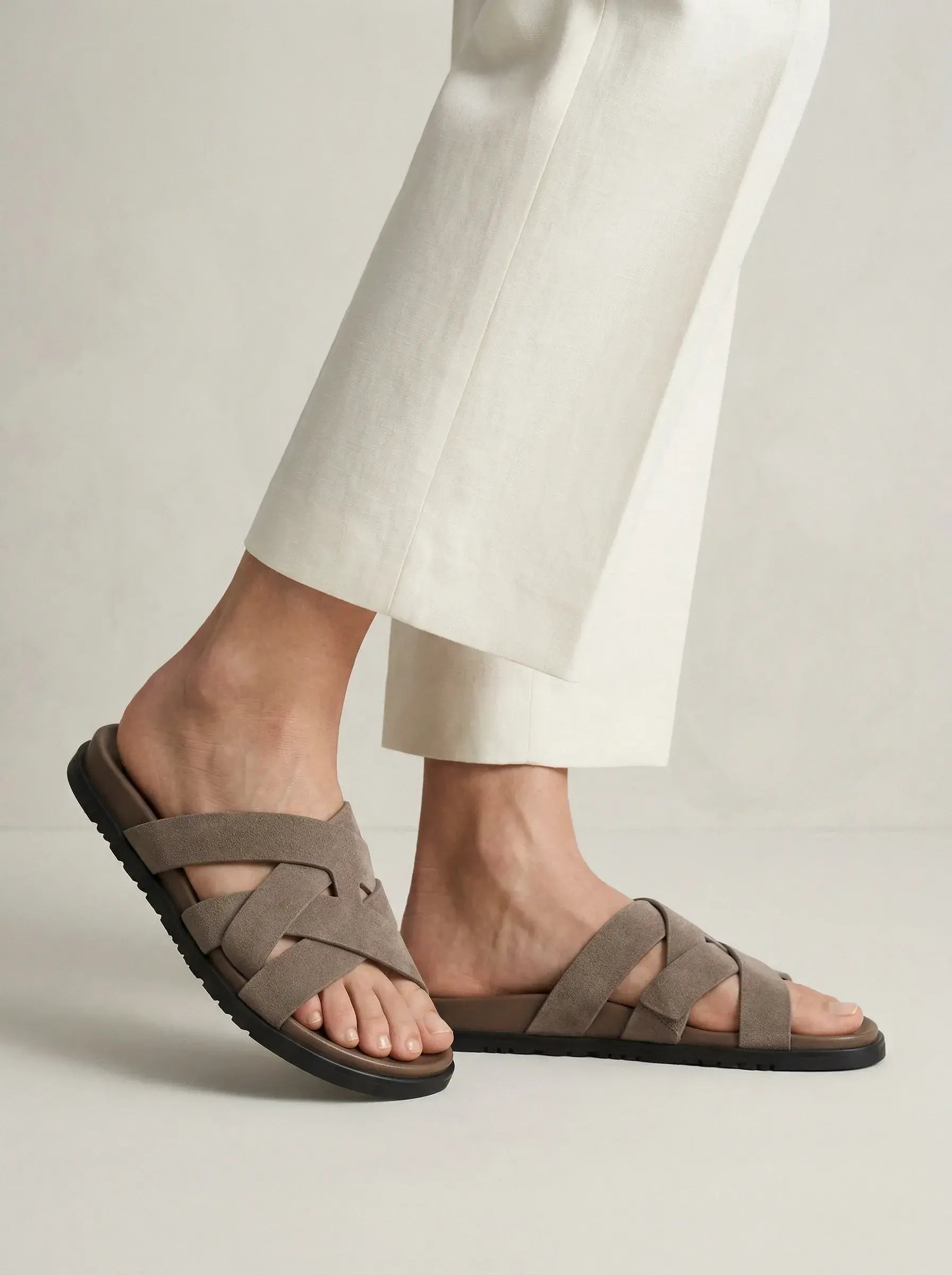Crossway Slide Sandals – Etoupe Brown