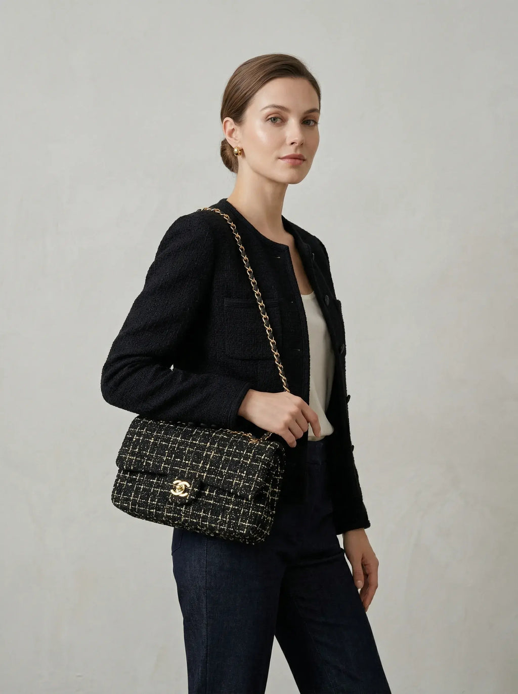 Classic Tweed Flap Bag – Black